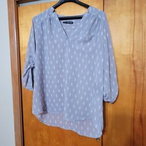 Maurices Sz 2 Gray 3/4 Top
